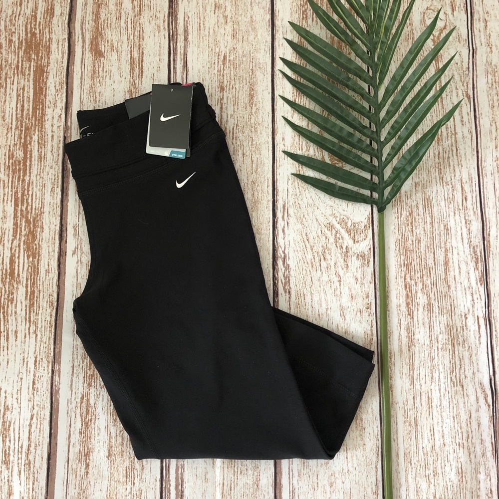 New Nike Workout Capris Dri-Fit Size Small